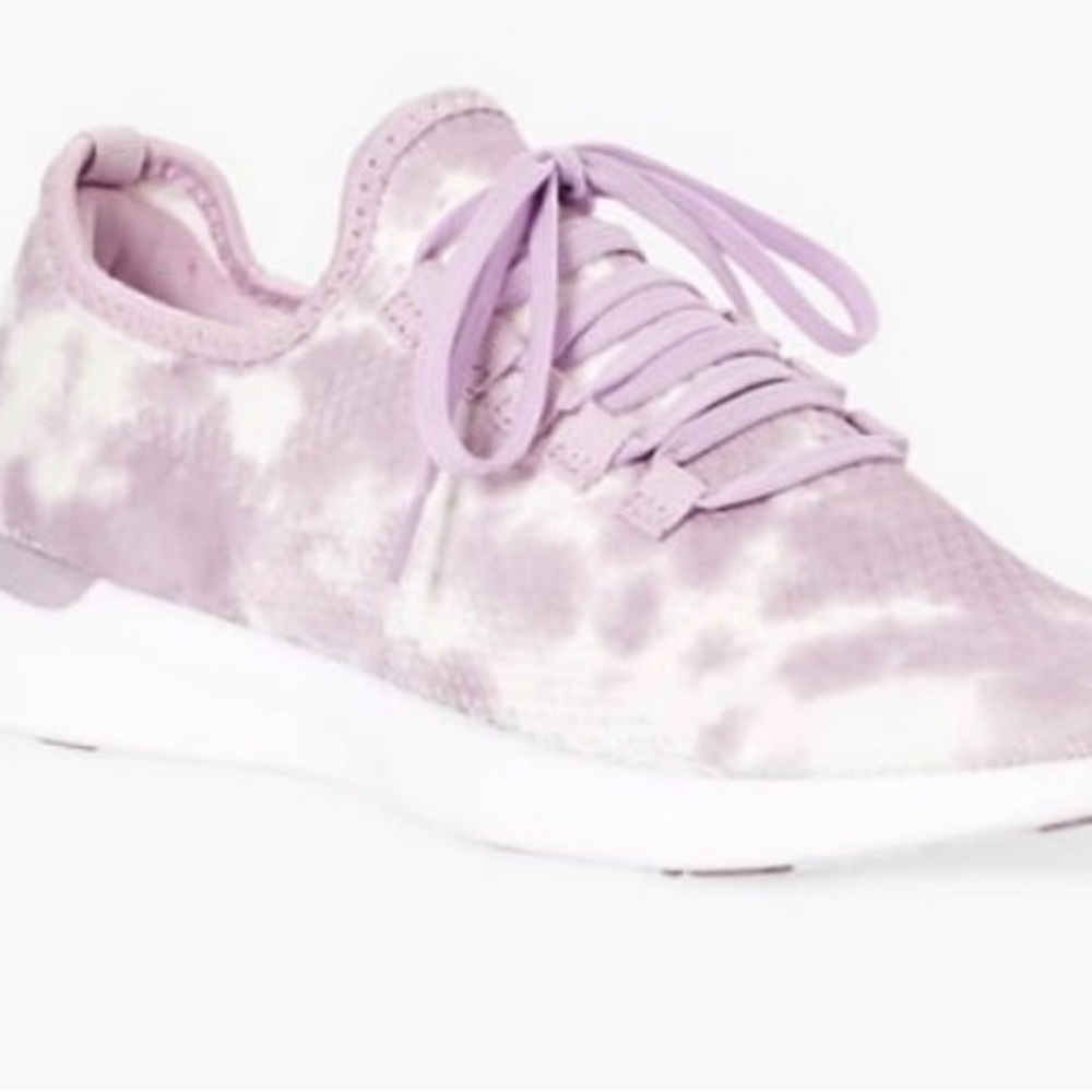 Woman’s JustFab Purple/Lilac & White Tie-Dye Pull On Sneakers size 7